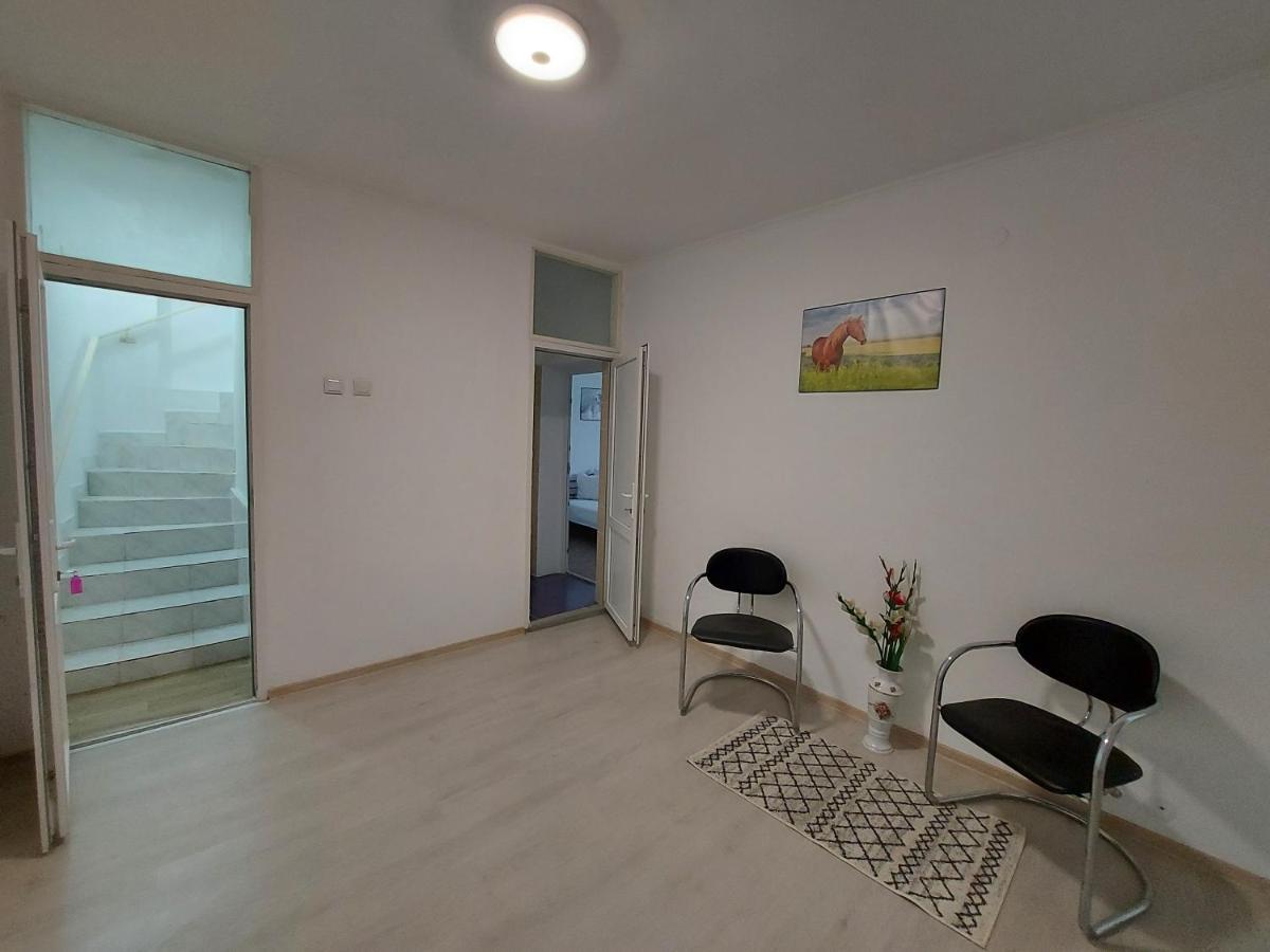 Casa Yuppy Du Apartment Eselnita Room photo